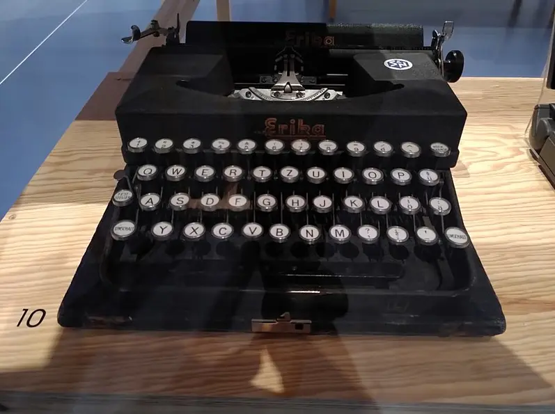 typewriter